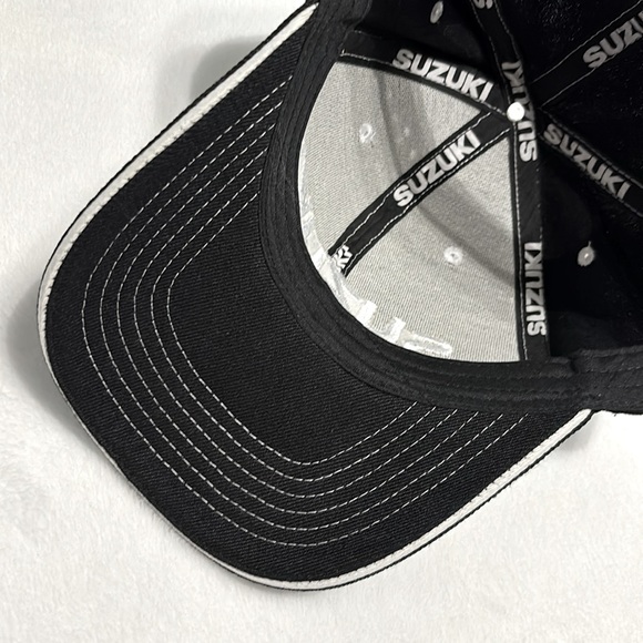 Suzuki Mens Hat - Black Cap Racing Cycle ATV Motocross Dirt Bike Cycling NWOT - Picture 4 of 5